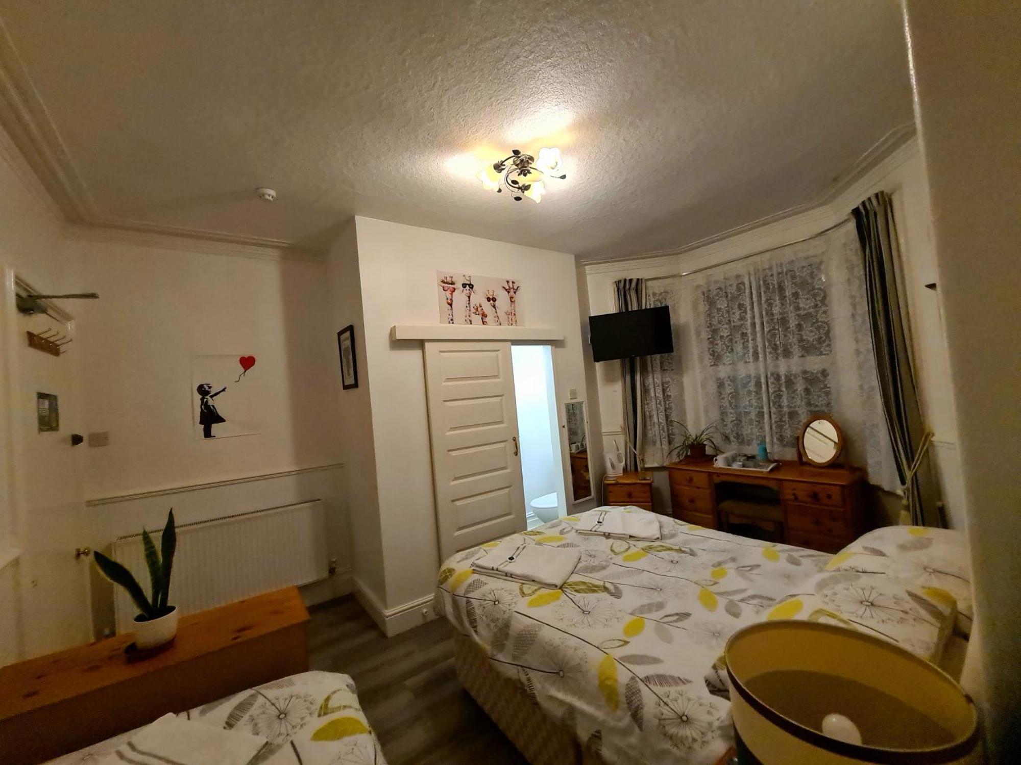 Beachdene Guest House Skegness Exterior photo